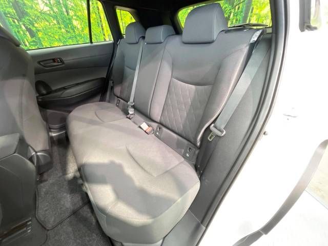 Toyota COROLLA CROSS 2023-06 28221-9