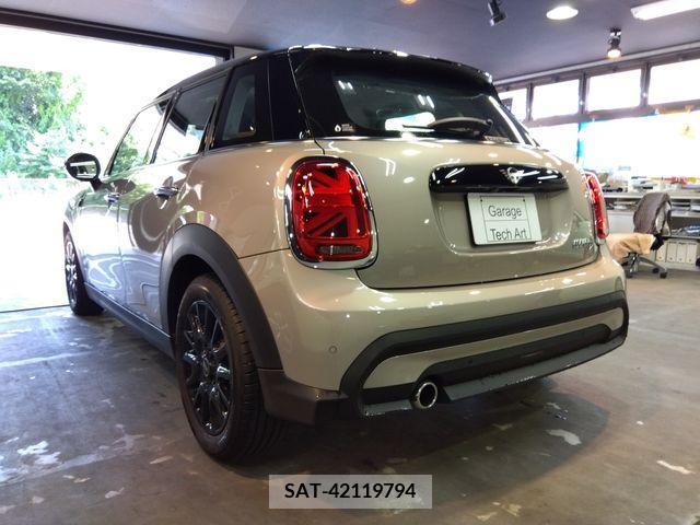 Bmw MINI 2023-09 363759-6