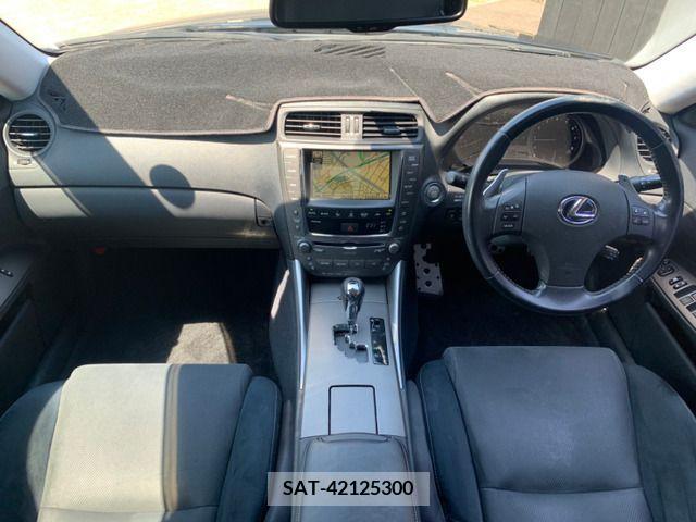 Lexus IS 2010-01 200211-1
