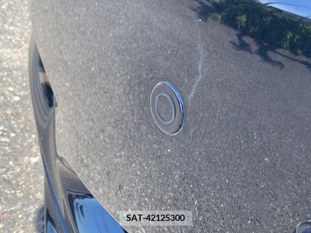 Lexus IS 2010-01 200211-12