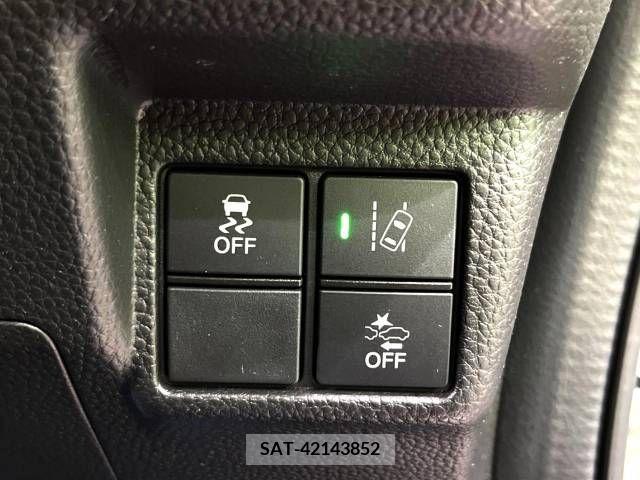 Honda N BOX CUSTOM 2019-09 330665-3