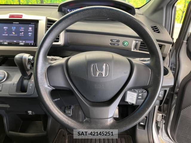 Honda FREED SPIKE 2011-11 302835-11