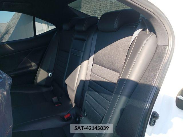 Lexus IS 2013-03 208195-21