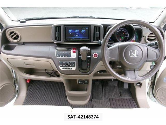 Honda N-ONE 2013-01 223618-19