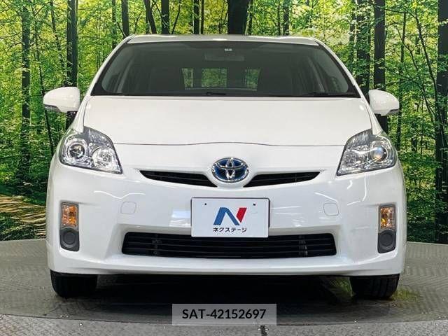 Toyota PRIUS 2011-06 385869-13