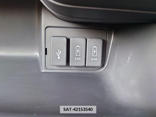 Honda N BOX CUSTOM 2023-01 364835-15