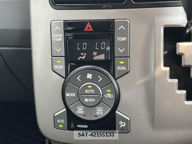 Toyota VOXY 2009-10 345817-13