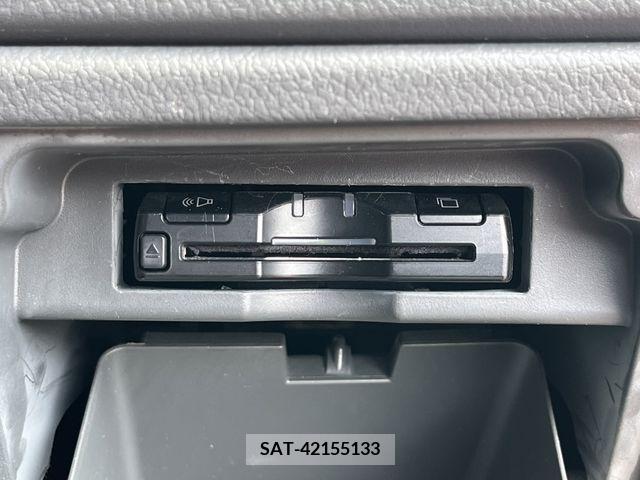 Toyota VOXY 2009-10 345817-15