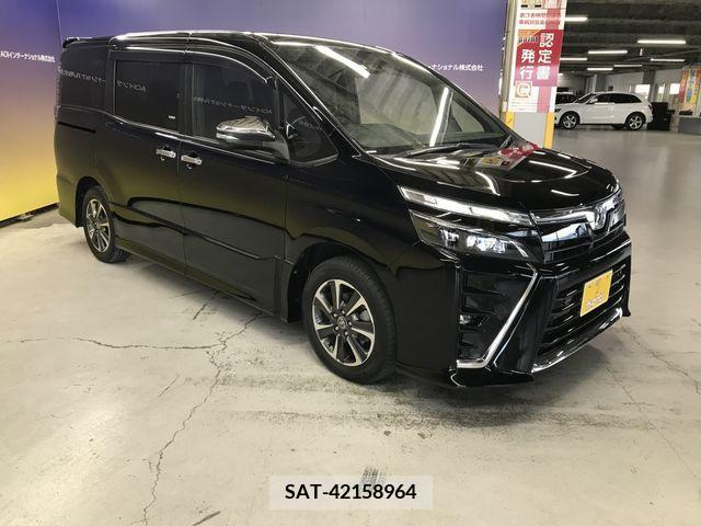 Toyota VOXY 2019-07 348593-7