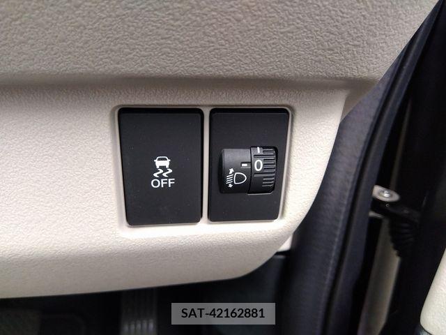 Honda N BOX 2024-05 346984-11