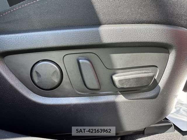 Mazda CX-30 2022-11 217847-13