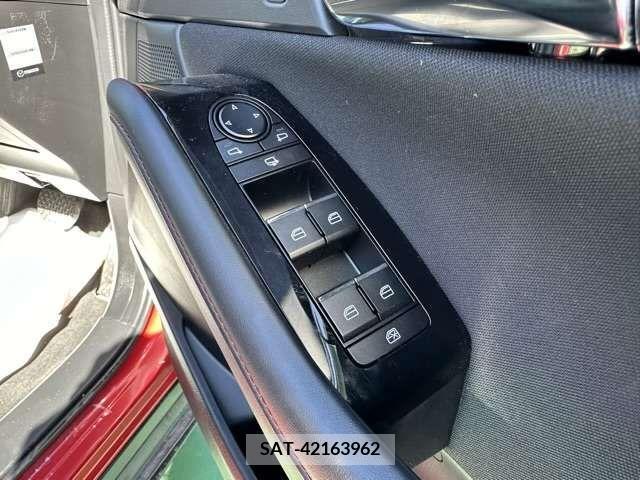 Mazda CX-30 2022-11 217847-12