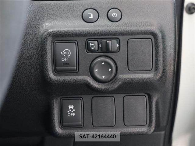 Nissan NOTE 2015-05 392938-10
