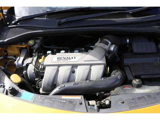 Renault LUTECIA 2010-11 189573-16