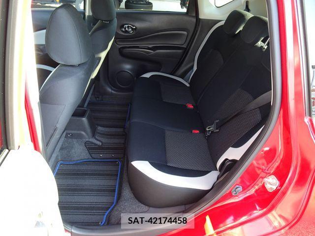 Nissan NOTE 2018-03 305427-19