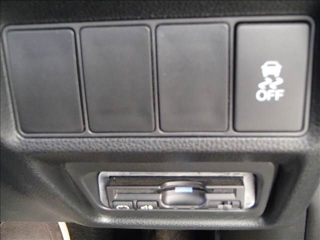 Honda e 2015-07 190364-13