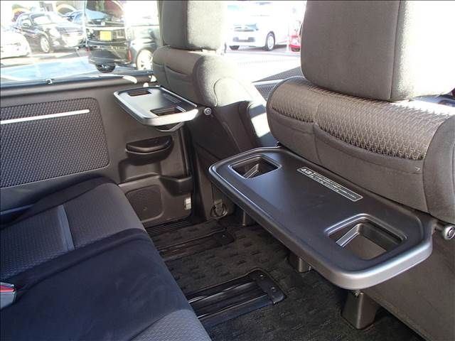 Honda e 2015-07 190364-16