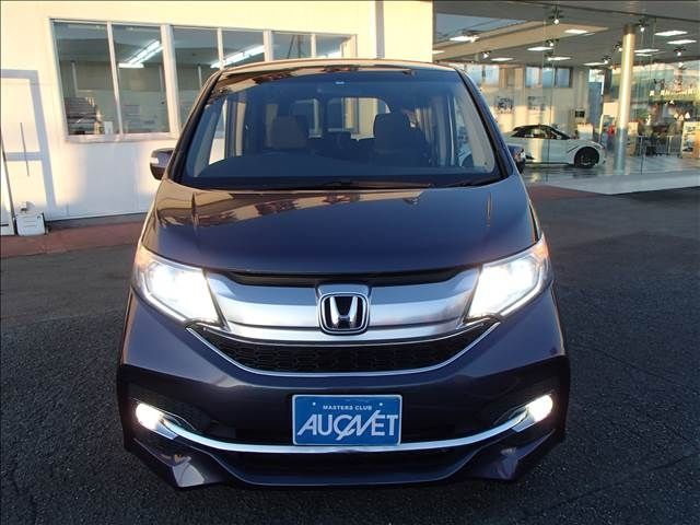 Honda e 2015-07 190364-3