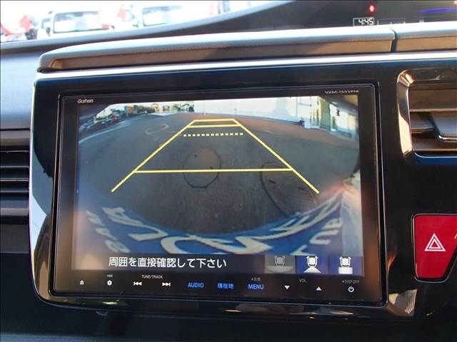 Honda e 2015-07 190364-8