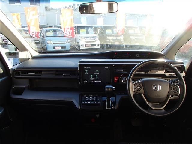 Honda e 2015-07 190364-1