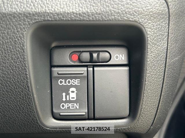 Honda N BOX CUSTOM 2017-04 215271-19
