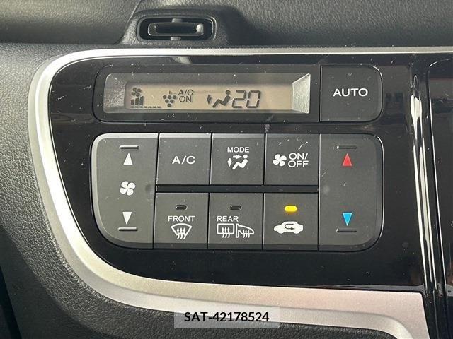 Honda N BOX CUSTOM 2017-04 215271-16
