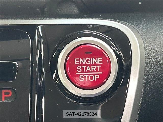 Honda N BOX CUSTOM 2017-04 215271-15