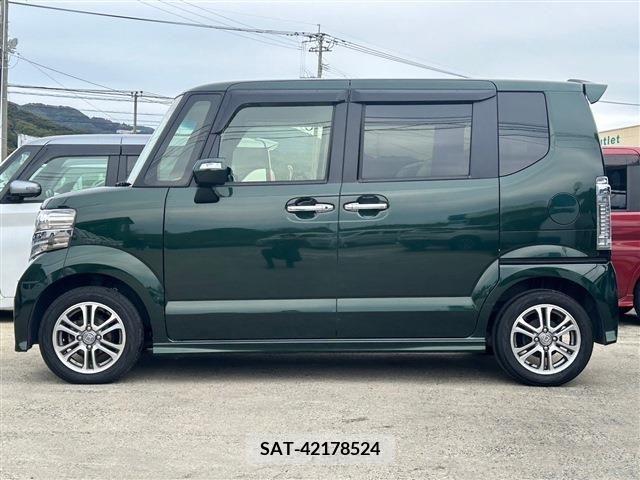 Honda N BOX CUSTOM 2017-04 215271-5
