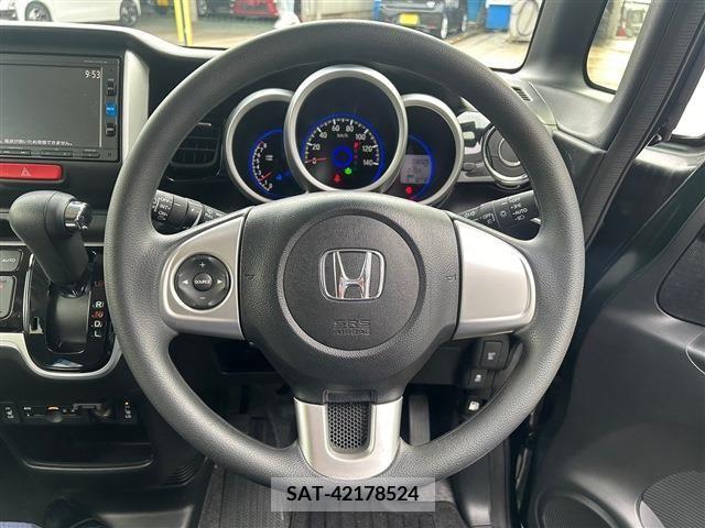 Honda N BOX CUSTOM 2017-04 215271-10