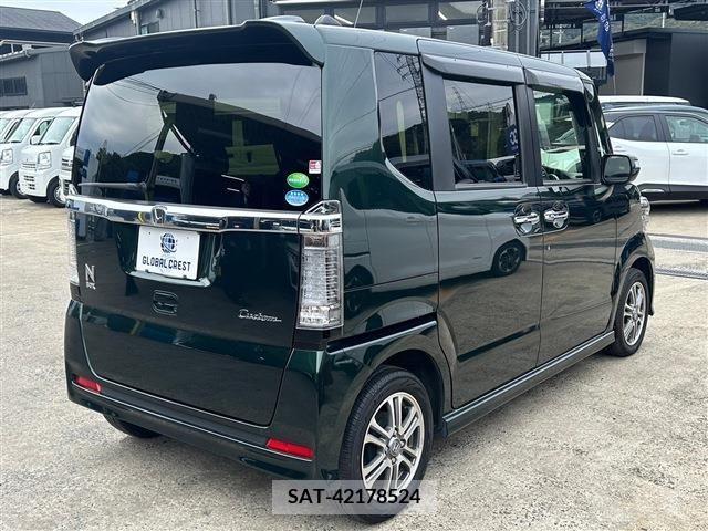 Honda N BOX CUSTOM 2017-04 215271-6