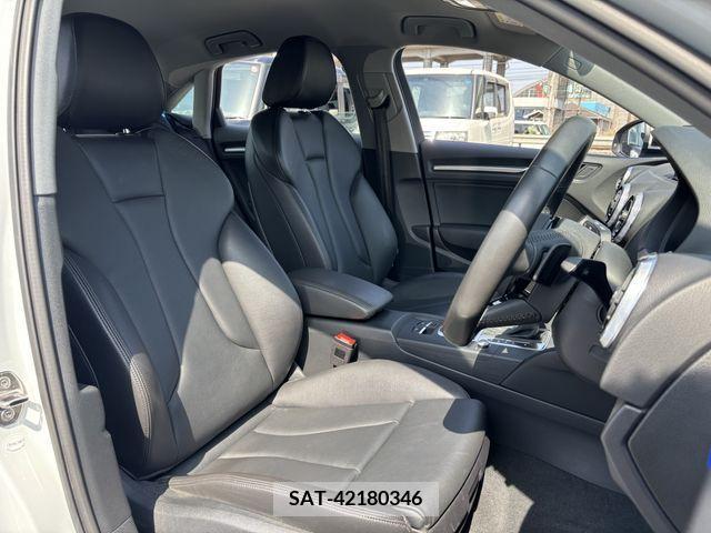 Audi A3 SEDAN 2018-08 241961-14