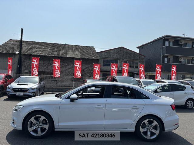 Audi A3 SEDAN 2018-08 241961-7