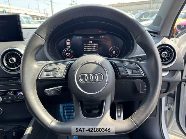 Audi A3 SEDAN 2018-08 241961-17