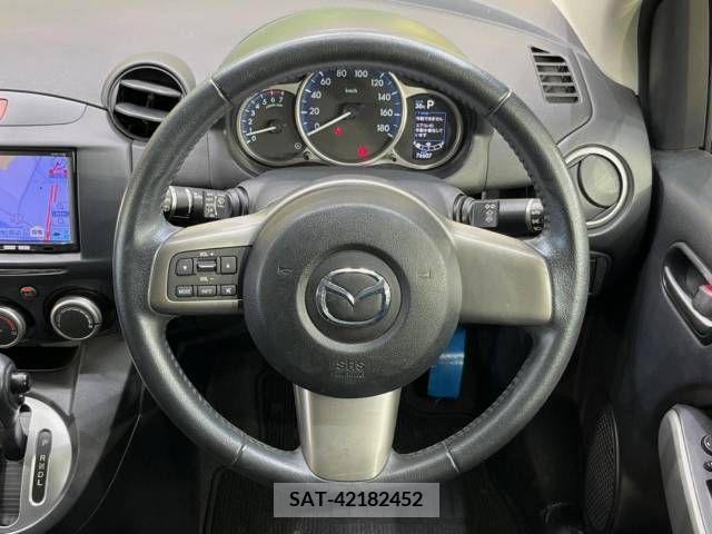 Mazda DEMIO 2012-07 390496-11