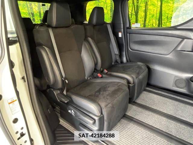 Toyota ALPHARD 2021-12 341726-9
