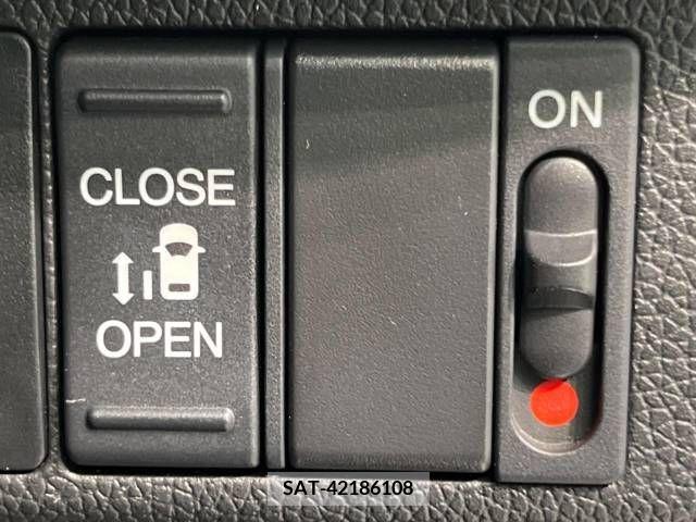Honda FREED 2017-05 271437-5