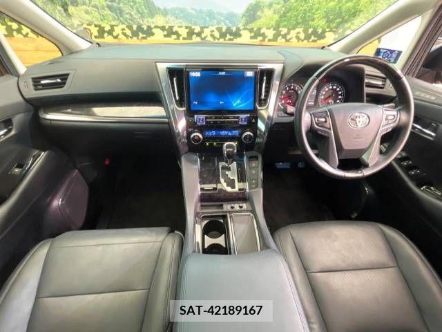 Toyota VELLFIRE 2018-07 299434-1