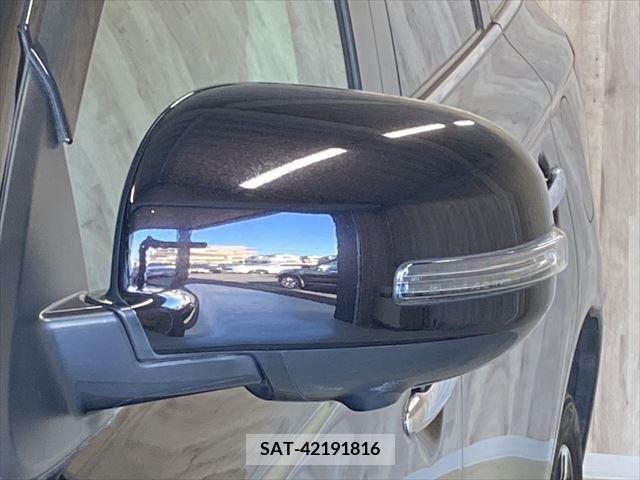 Mitsubishi OUTLANDER PHEV 2015-08 281123-13