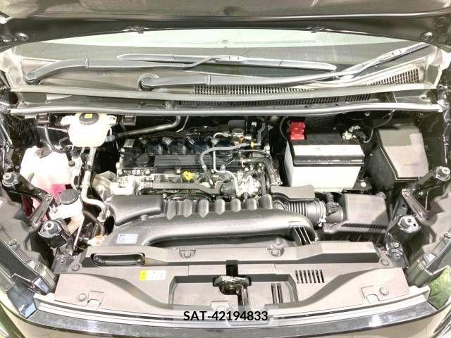 Toyota VOXY 2022-03 288957-18