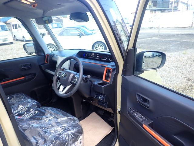 Daihatsu TANTO 2023-07 8568-11
