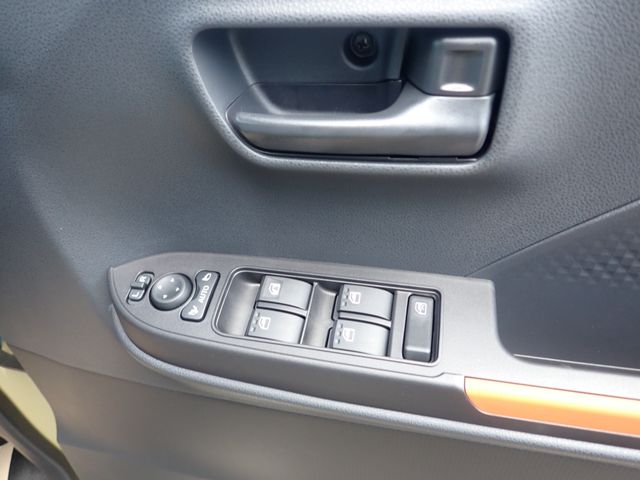 Daihatsu TANTO 2023-07 8568-12