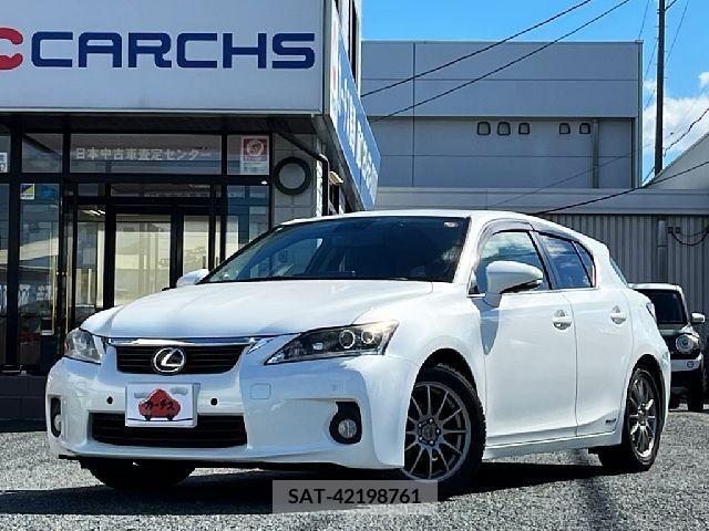 Lexus CT 2012-10 397077-0