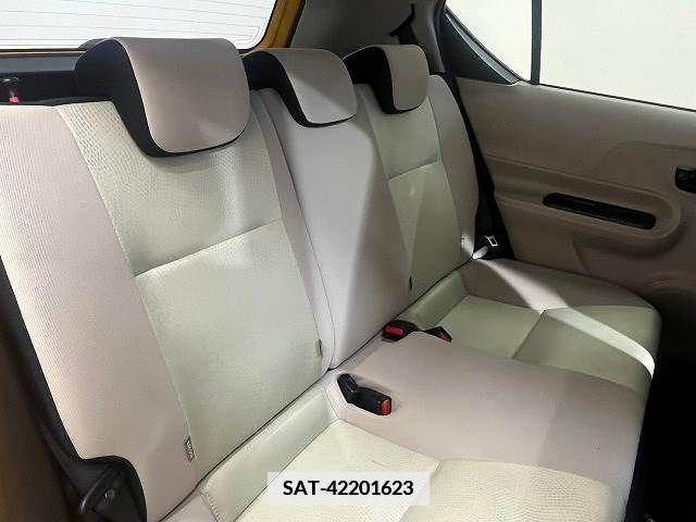 Toyota AQUA 2013-12 376174-9