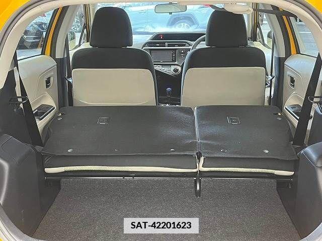 Toyota AQUA 2013-12 376174-10