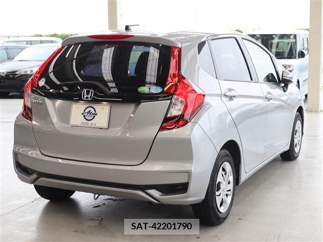 Honda FIT 2019-03 269507-3