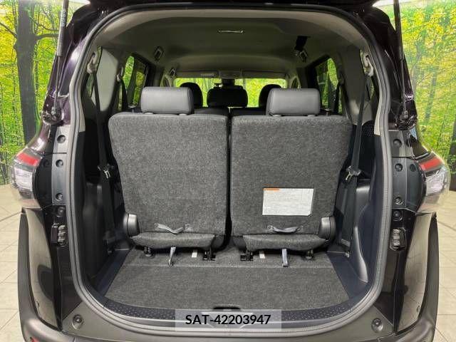Toyota SIENTA 2018-06 379616-10