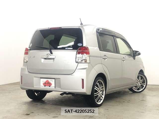 Toyota SPADE 2013-09 313684-2