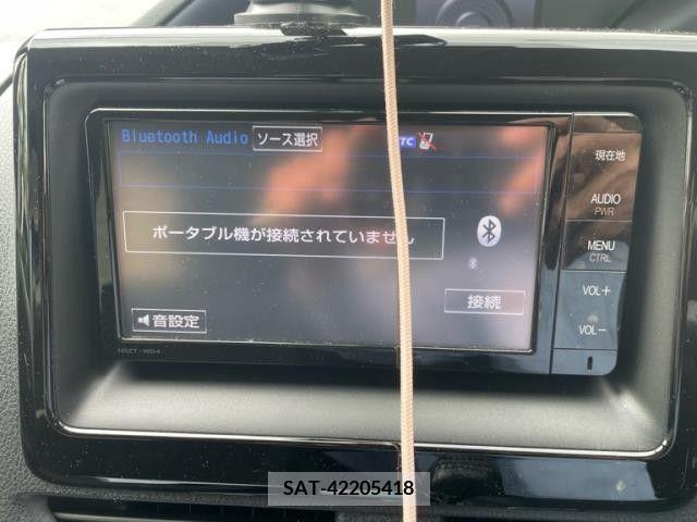 Toyota VOXY 2014-11 327555-5