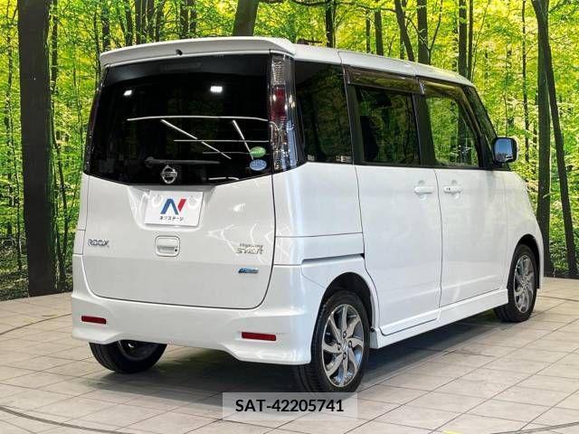 Nissan ROOX 2013-03 324234-17