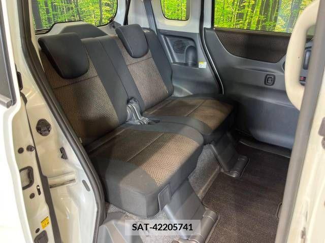 Nissan ROOX 2013-03 324234-11